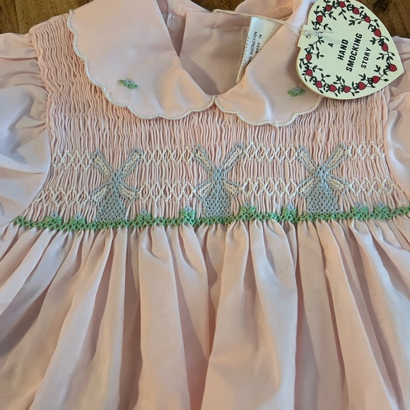 A Little Angel Smocked Windmill 6-9 months NWT - Picture 3 of 4